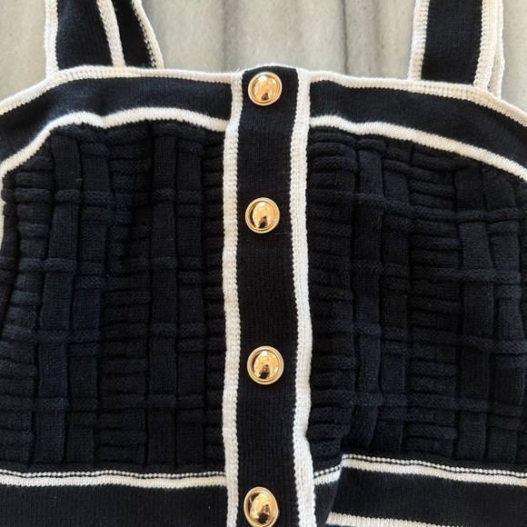 Contrast Trim Button Detail Crop Knit Top XS NEW - Picture 8 of 10